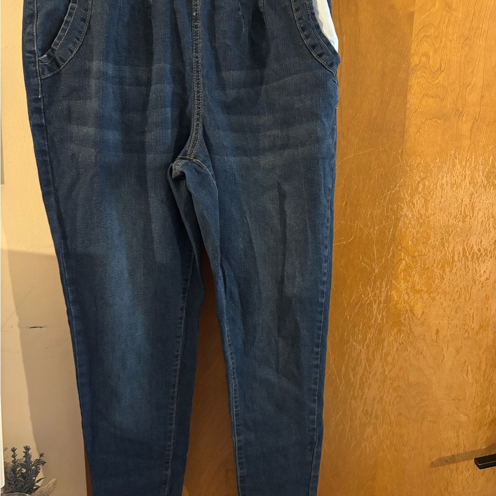 SHEIN Women's Straight Leg Jeans - Dark Blue